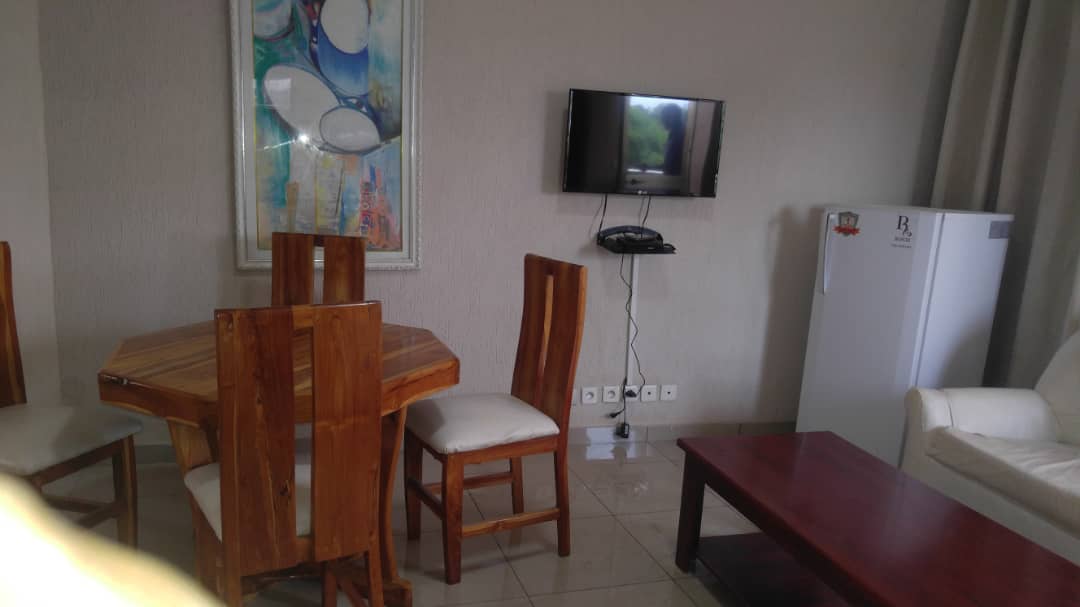 N° 4580 :
                            Appartement meublé à louer , Tokoin, Lome, Togo : 350 000 XOF/mois
