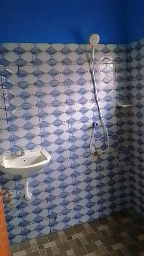 N° 5443 :
                            3 chambres salon à louer , Lankouvi, Lome, Togo : 80 000 XOF/mois